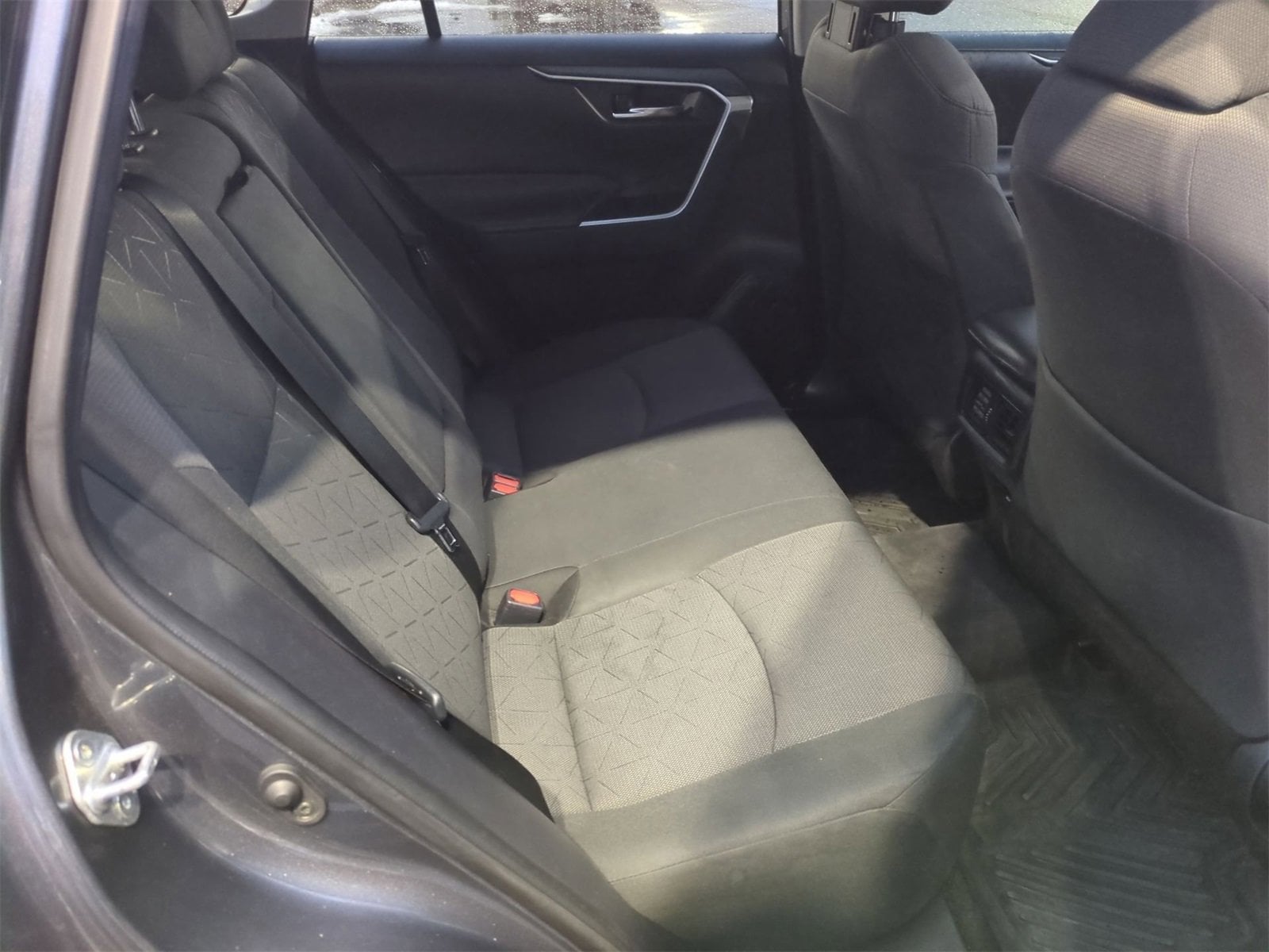 Thumbnail: 2021 Toyota RAV4 - 20