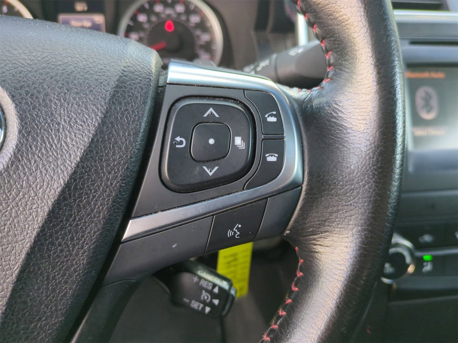 Thumbnail: 2016 Toyota Camry - 25