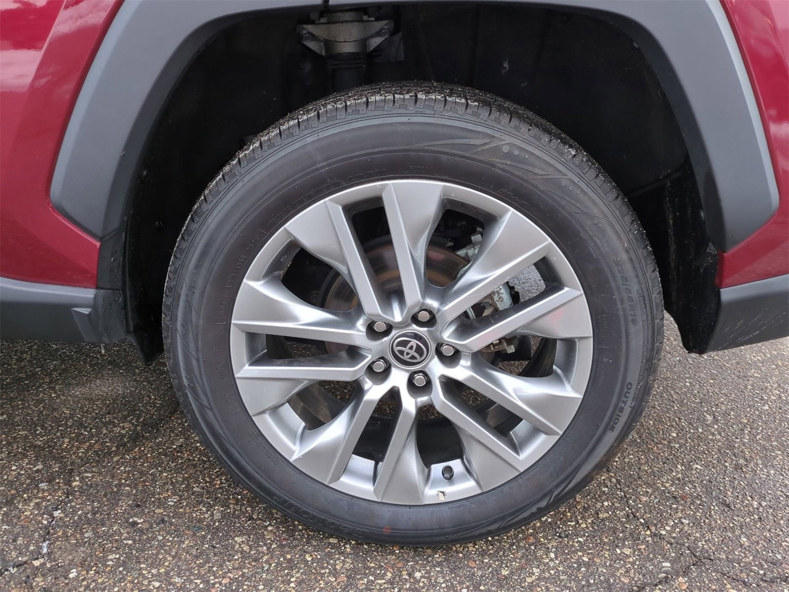 Thumbnail: 2022 Toyota RAV4 - 14