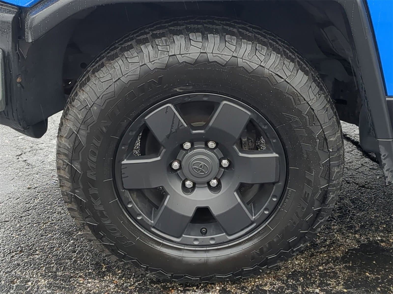 Thumbnail: 2008 Toyota FJ Cruiser - 20