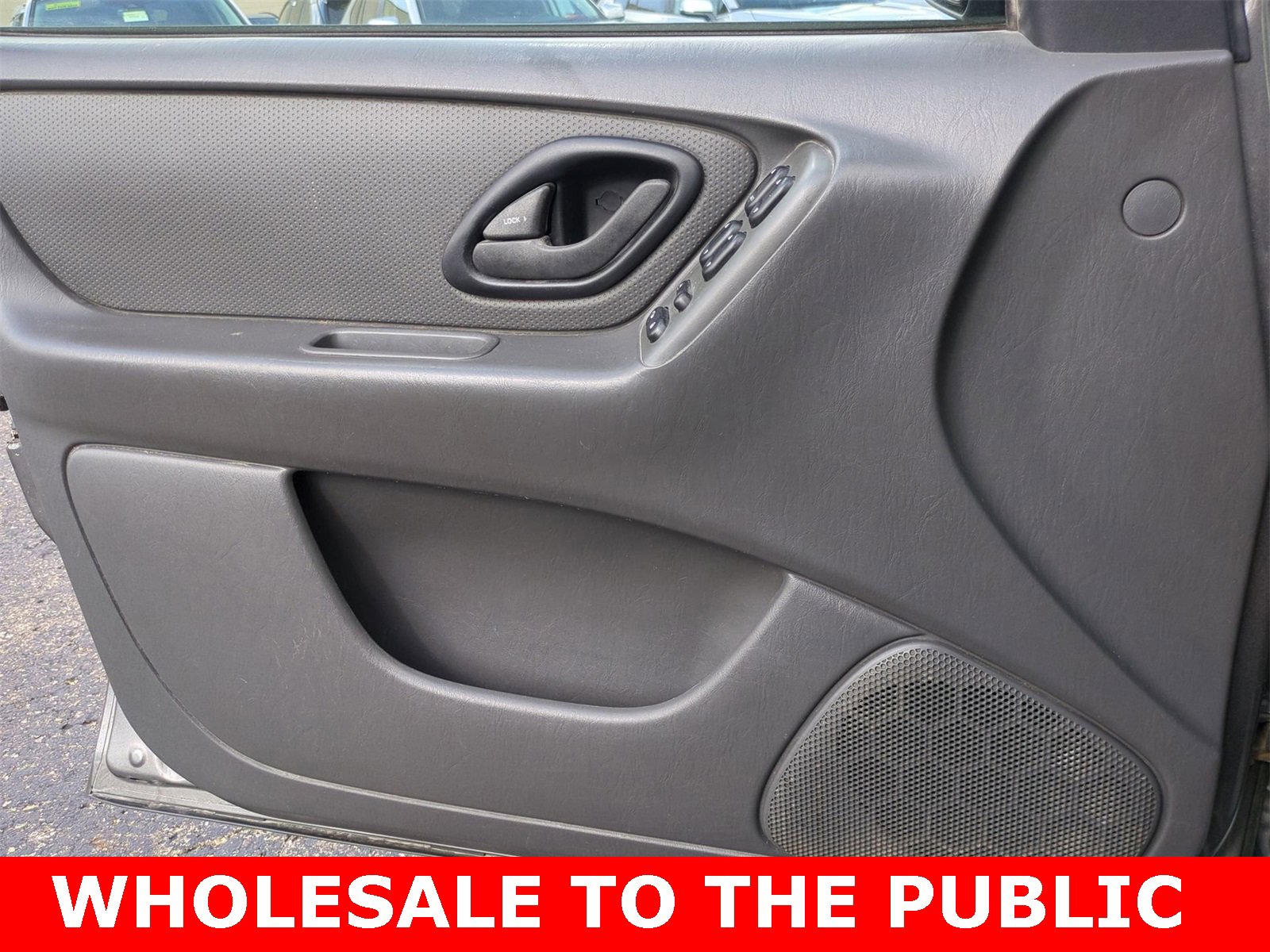 Thumbnail: 2005 Ford Escape - 29