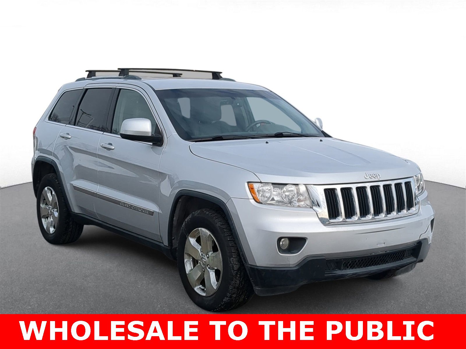 Used 2011 Jeep Grand Cherokee Laredo with VIN 1J4RR4GGXBC577332 for sale in Troy, MI