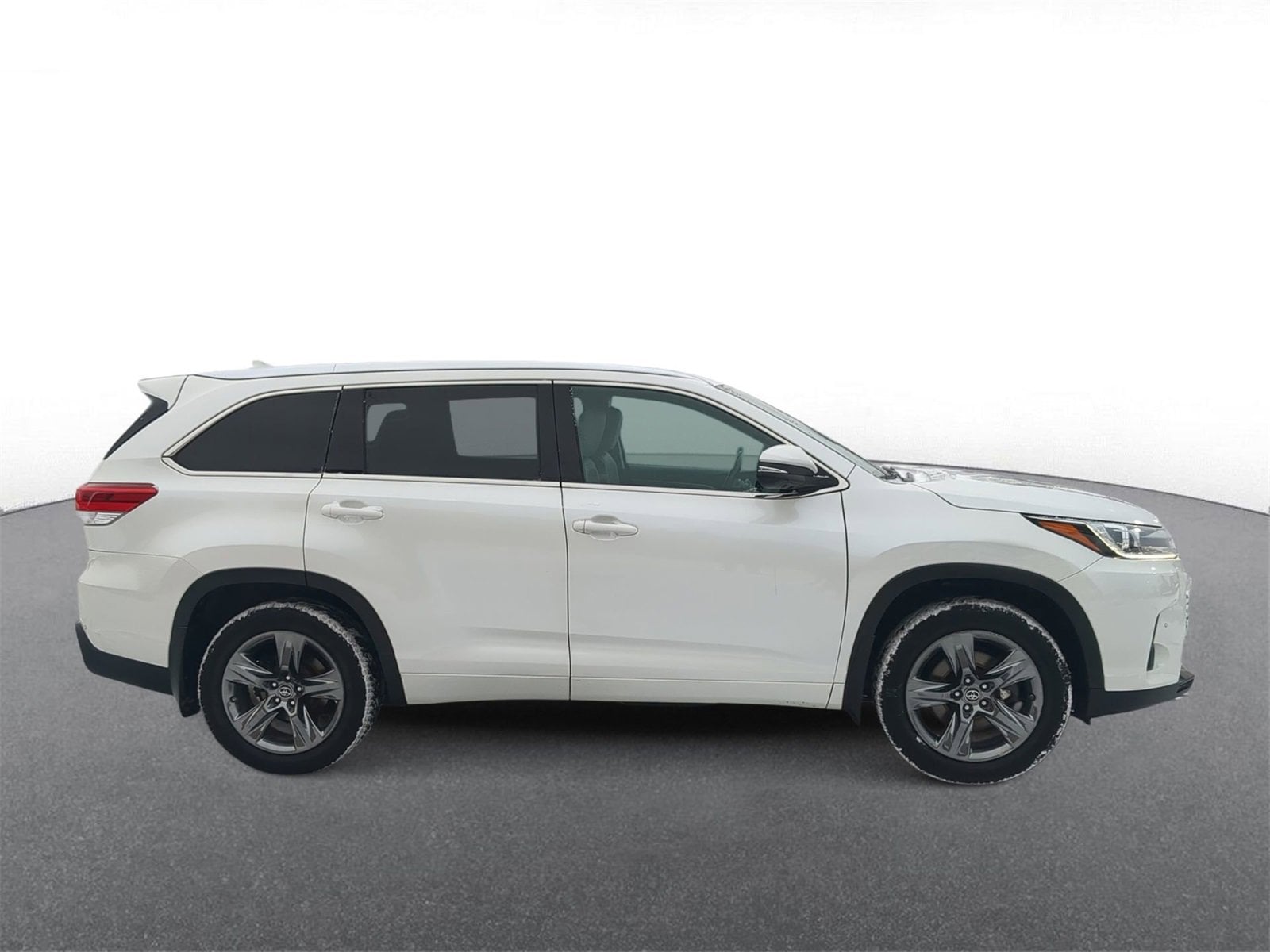 Thumbnail: 2018 Toyota Highlander - 9
