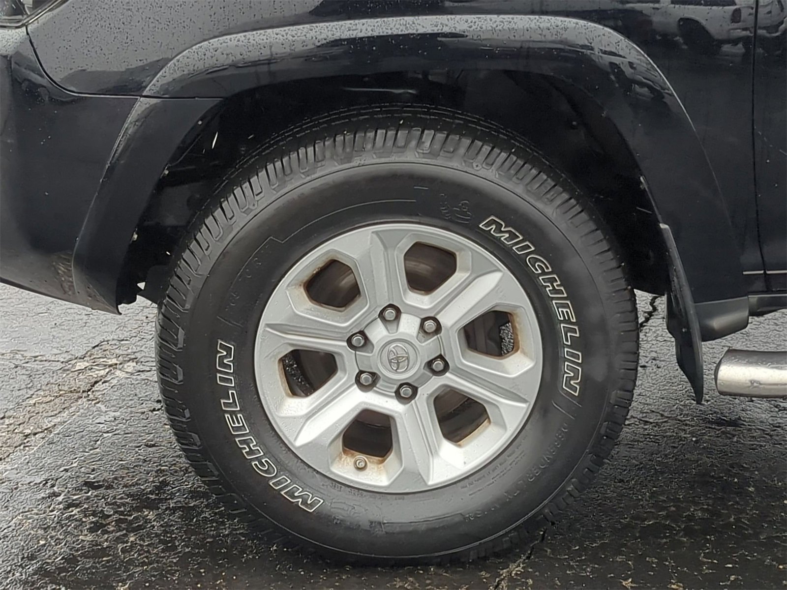 Thumbnail: 2015 Toyota 4Runner - 21