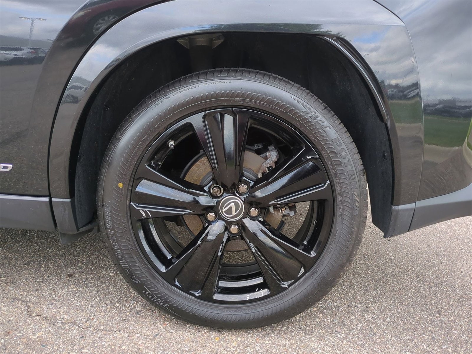 Thumbnail: 2021 Lexus UX - 13