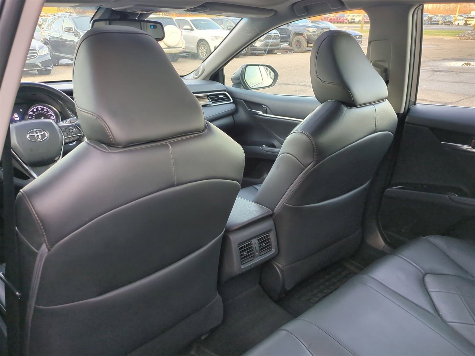 Thumbnail: 2018 Toyota Camry - 17