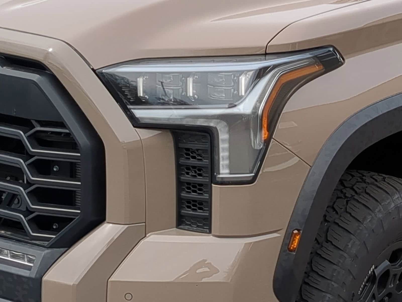 Thumbnail: 2025 Toyota Tundra - 11