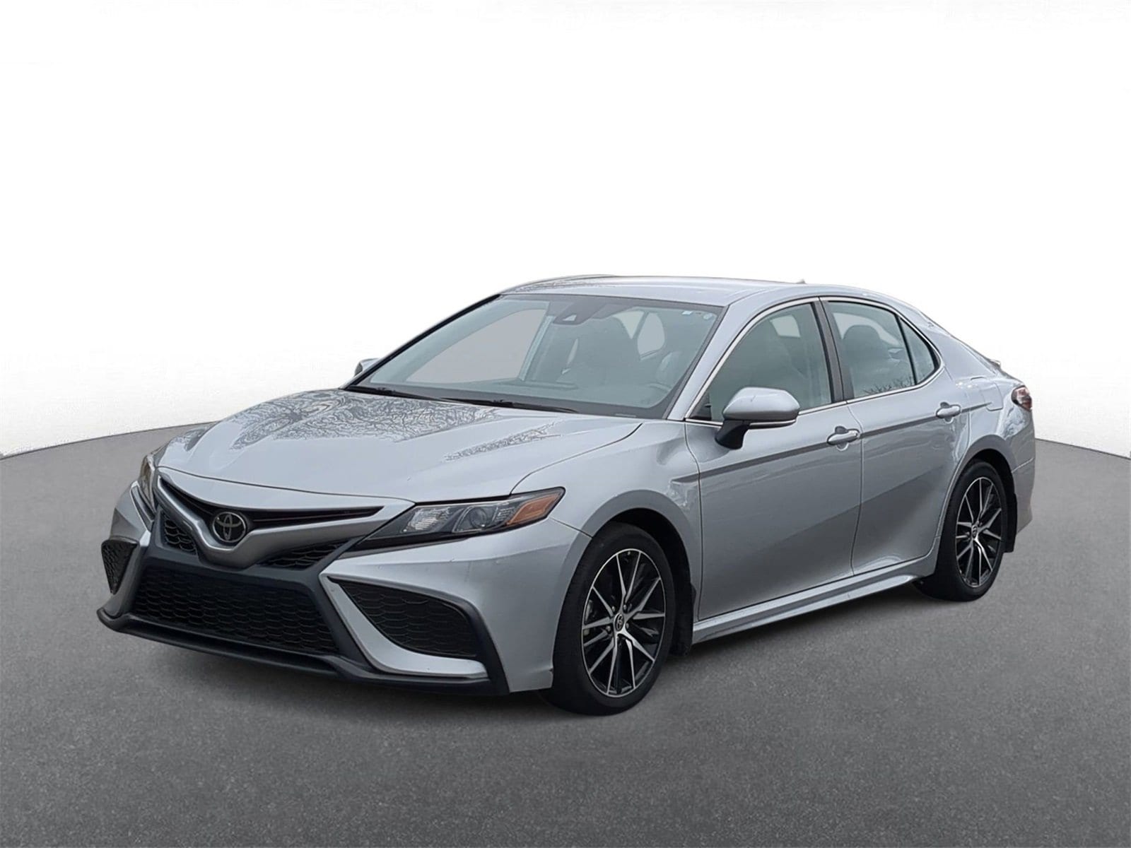 Thumbnail: 2023 Toyota Camry - 4