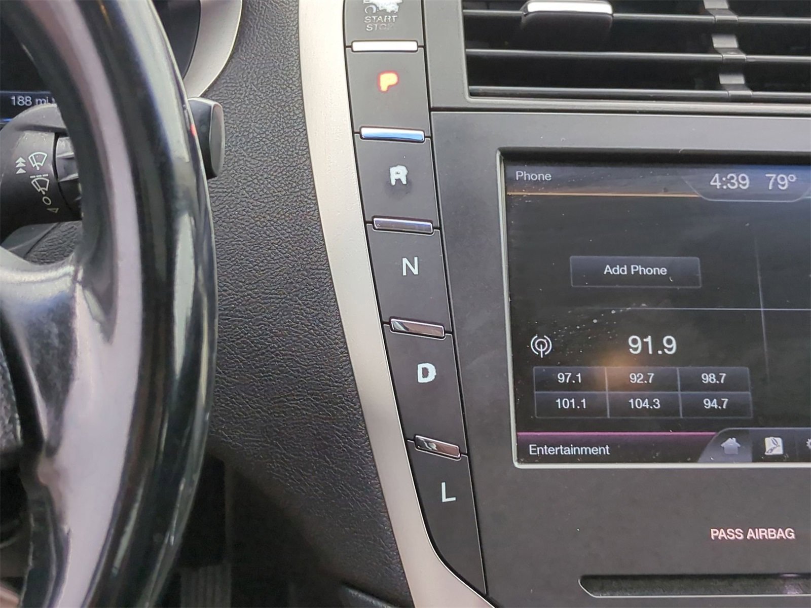 Thumbnail: 2015 Lincoln MKZ - 28