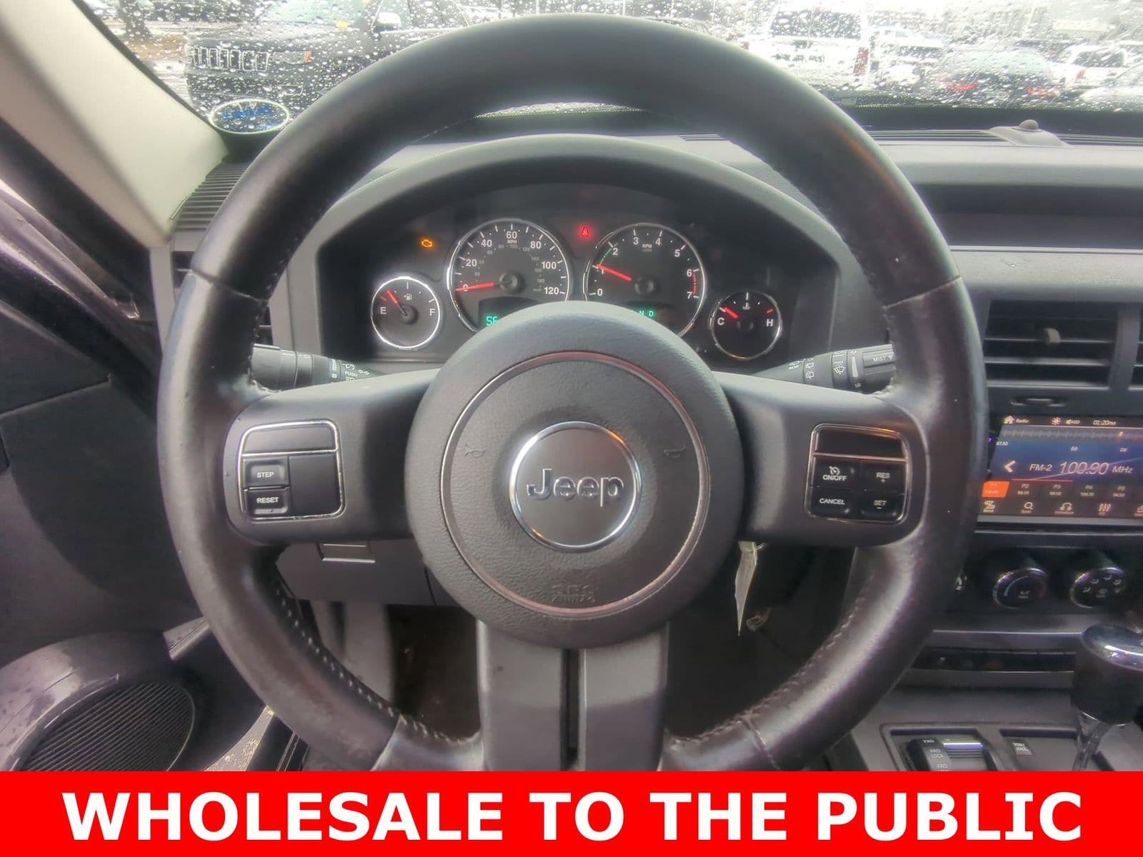 Thumbnail: 2011 Jeep Liberty - 29