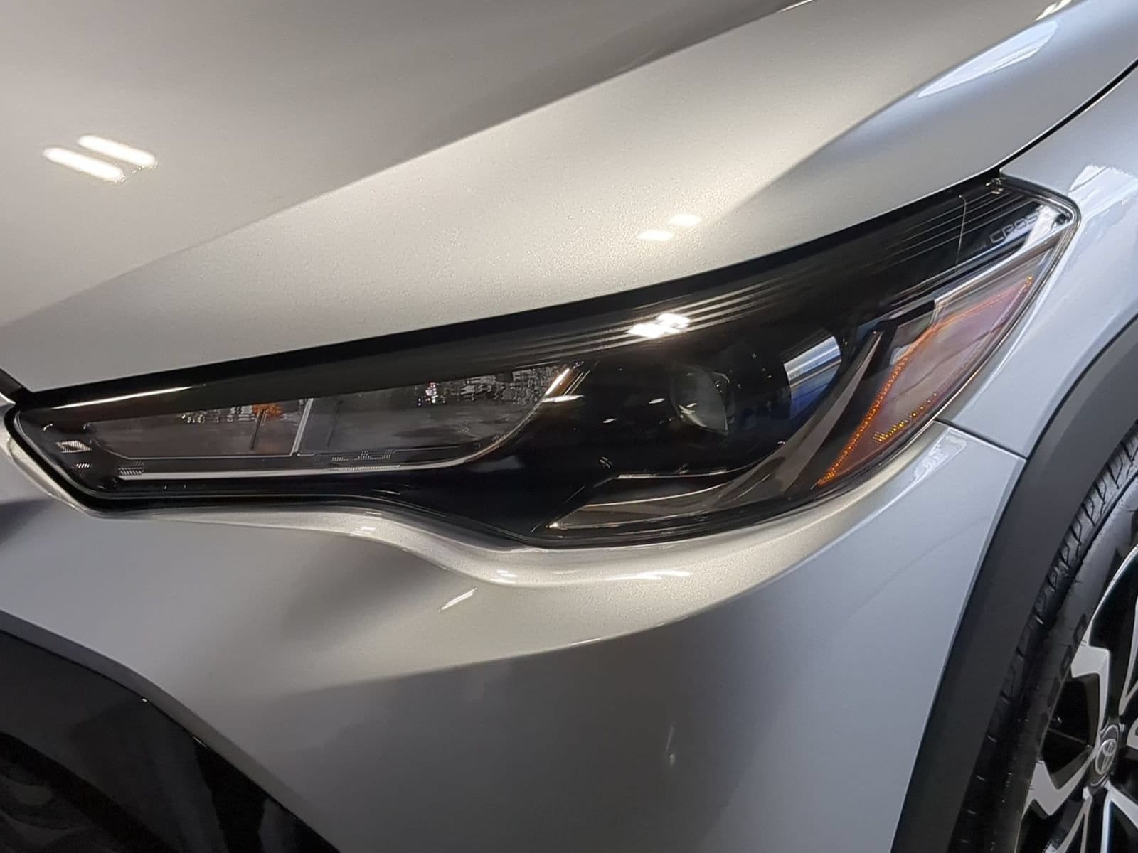 2024 Toyota Corolla Cross S - Photo 11