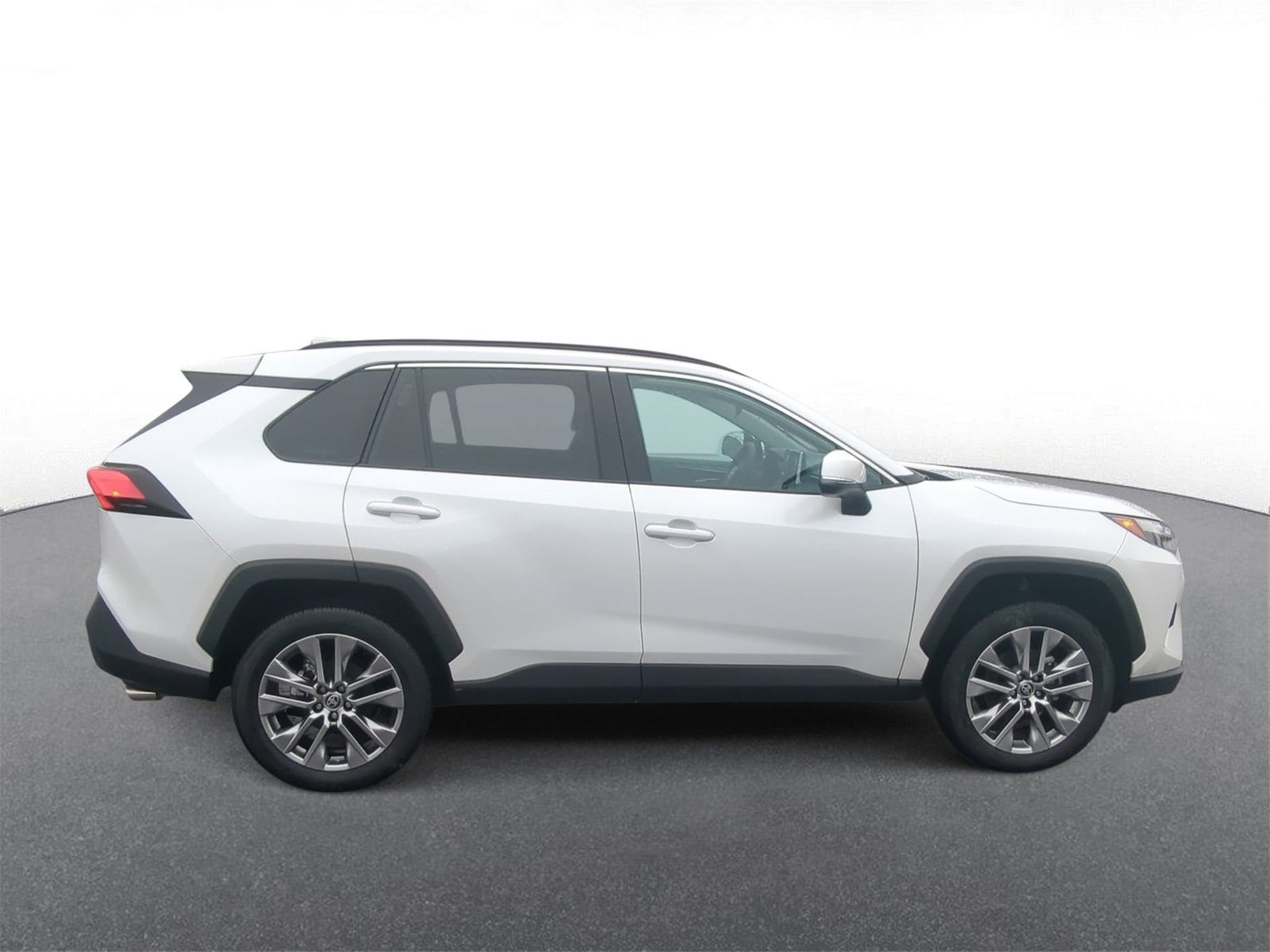 Thumbnail: 2023 Toyota RAV4 - 9