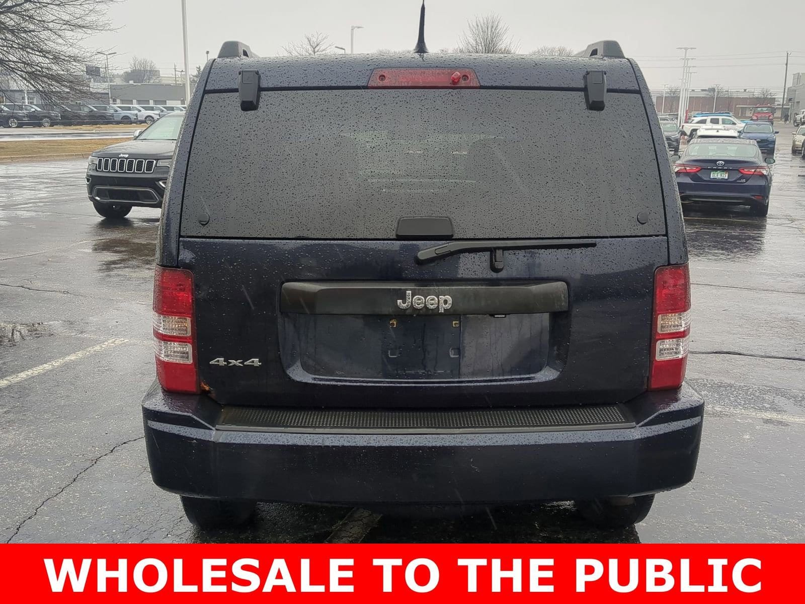 Thumbnail: 2011 Jeep Liberty - 13