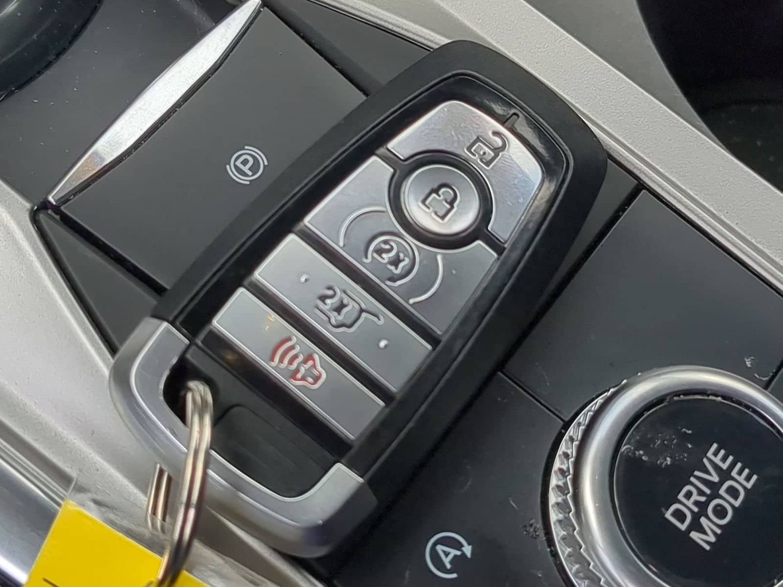 Thumbnail: 2020 Ford Explorer - 33
