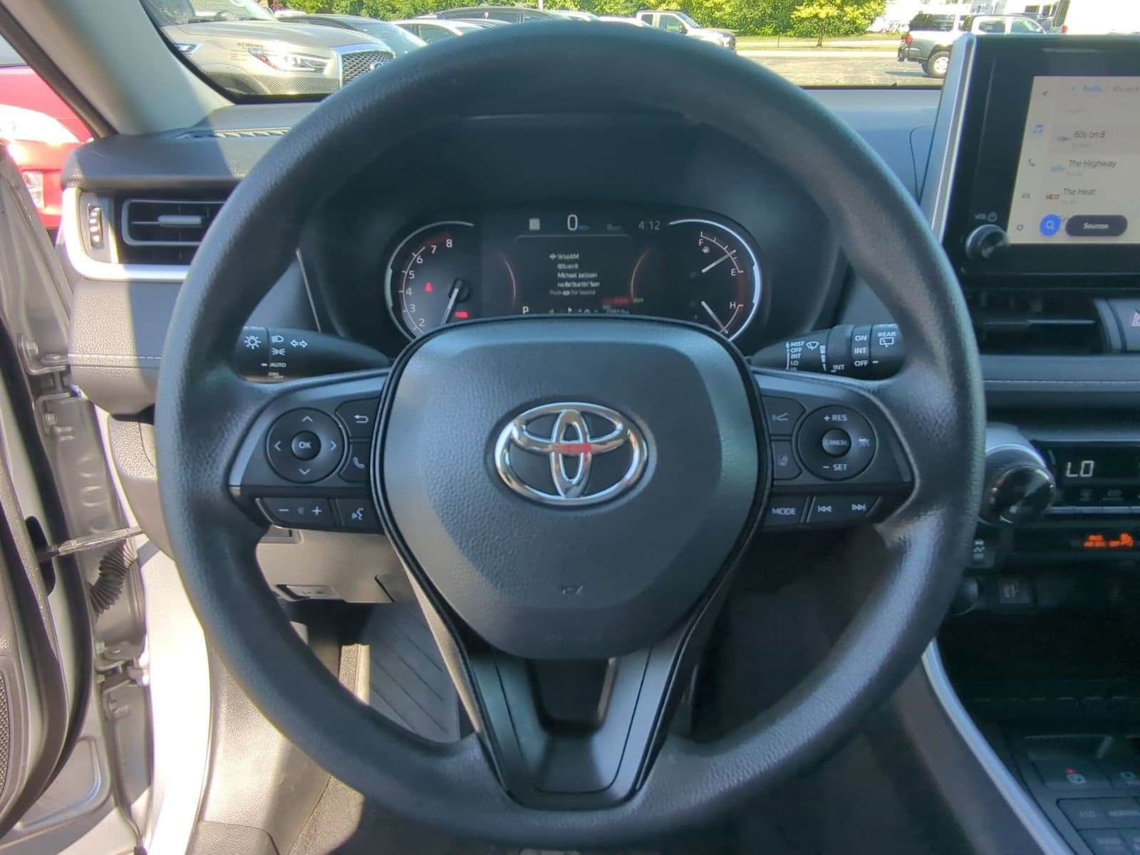 Thumbnail: 2025 Toyota RAV4 - 22