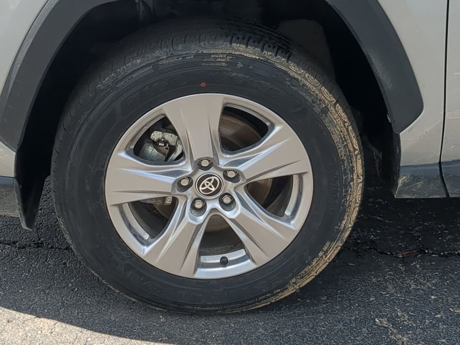 Thumbnail: 2025 Toyota RAV4 - 14