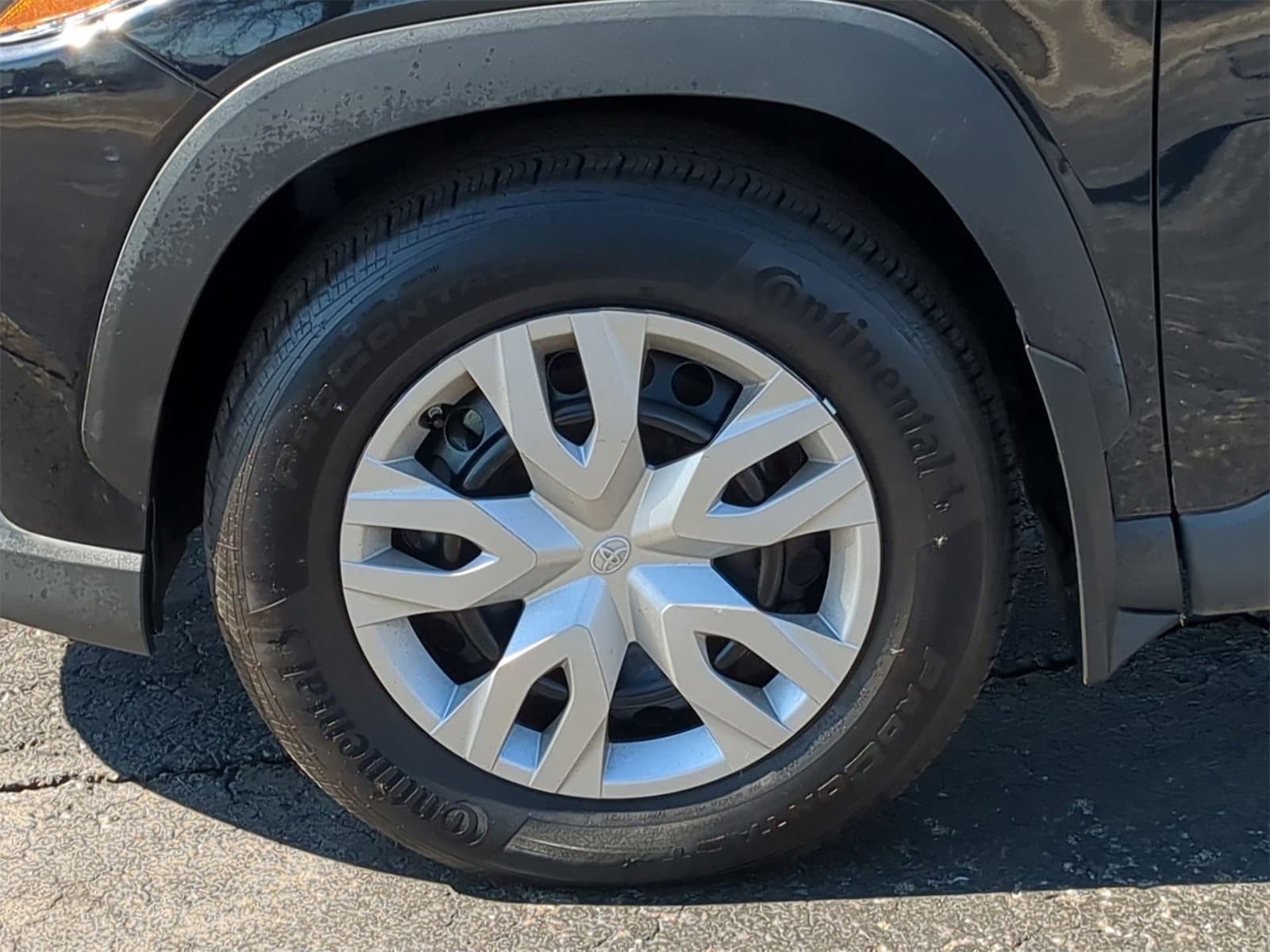 Thumbnail: 2025 Toyota Corolla Cross - 14