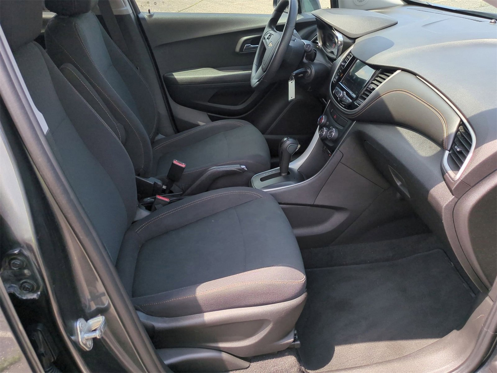 Thumbnail: 2019 Chevrolet Trax - 19