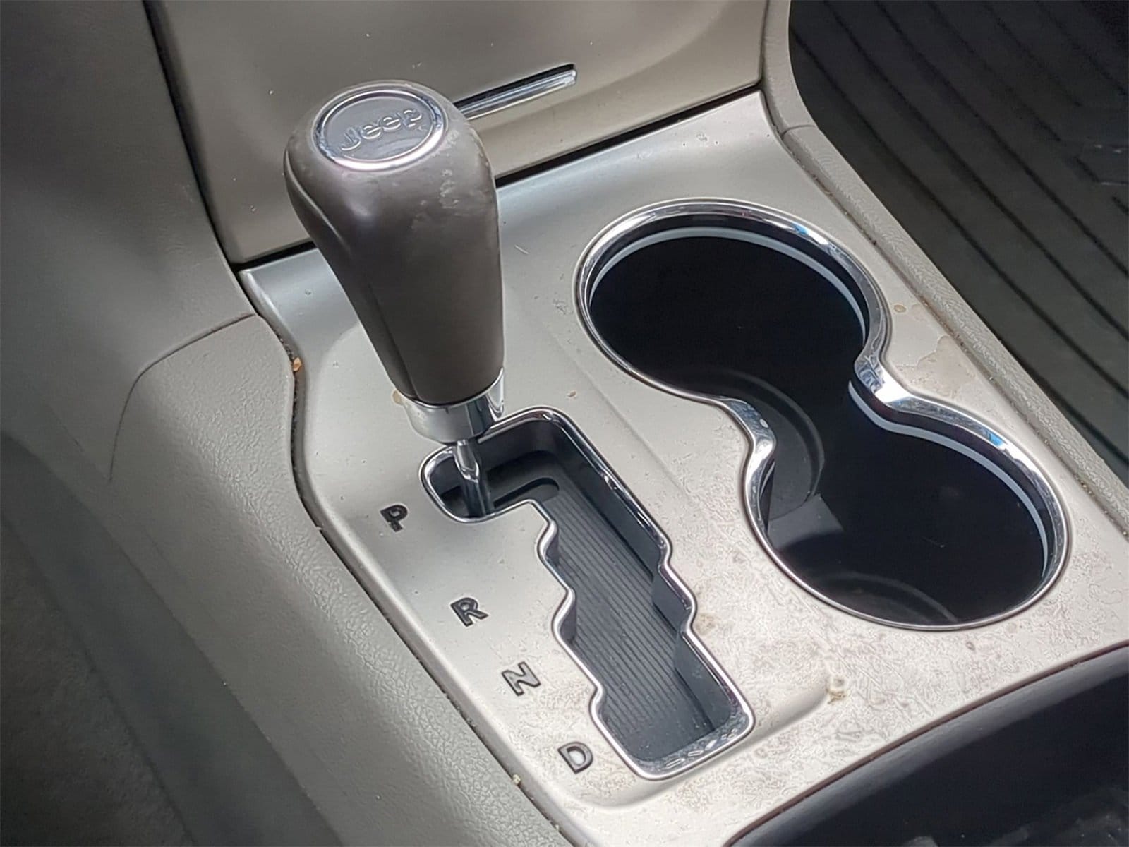 Thumbnail: 2011 Jeep Grand Cherokee - 35