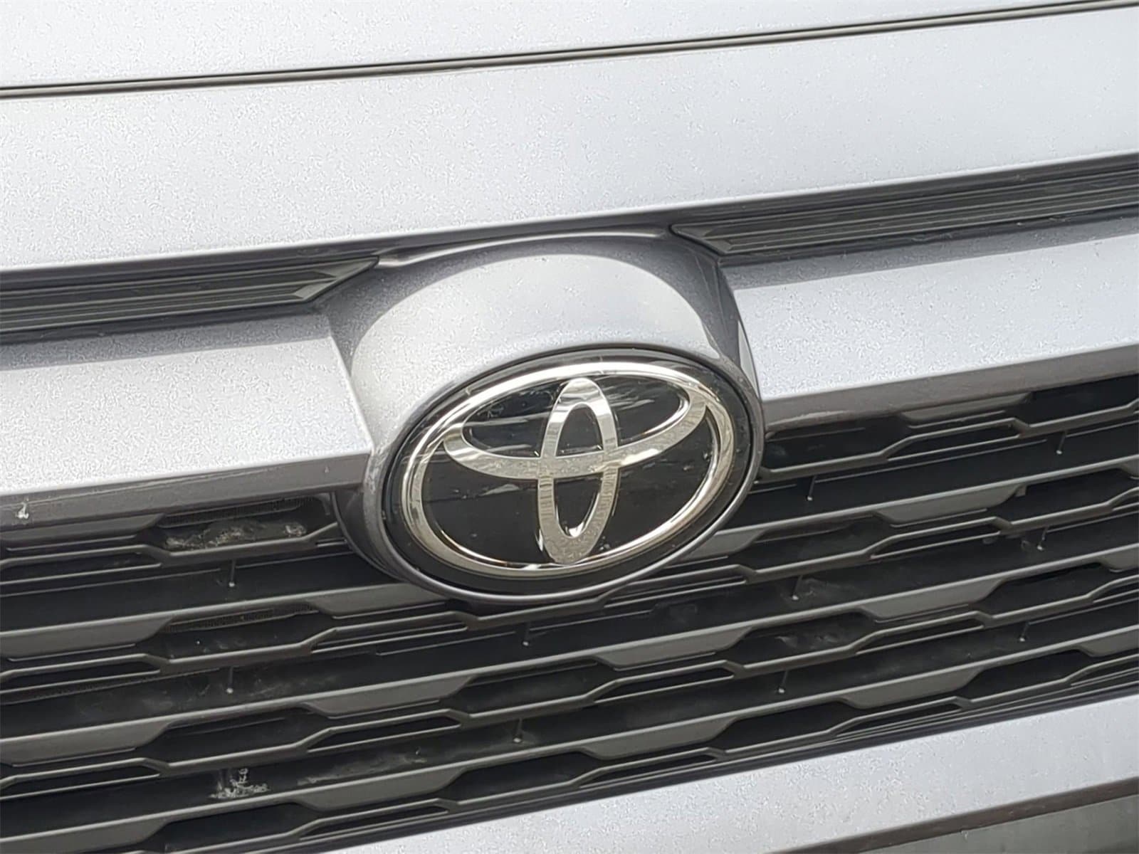 Thumbnail: 2025 Toyota RAV4 - 12