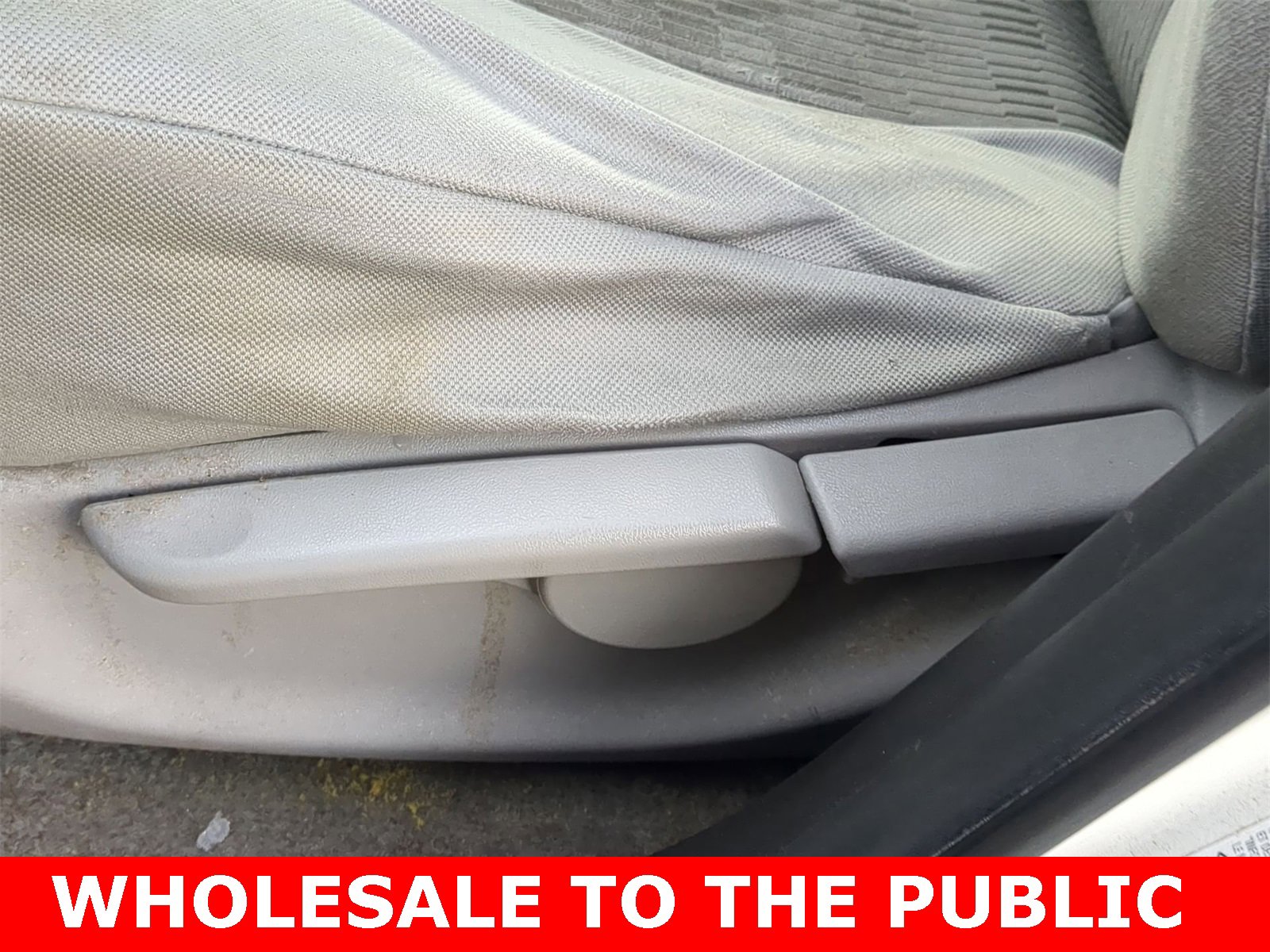 Thumbnail: 2012 Toyota RAV4 - 17