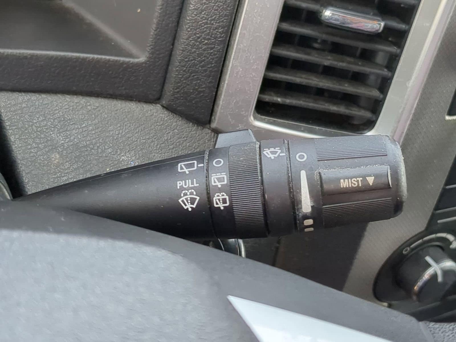 Thumbnail: 2009 Jeep Grand Cherokee - 25