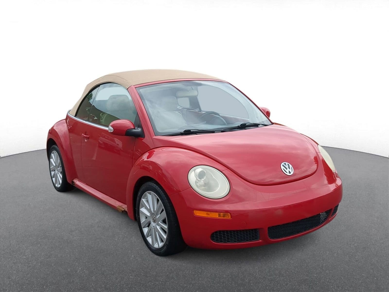Thumbnail: 2008 Volkswagen New Beetle - 2