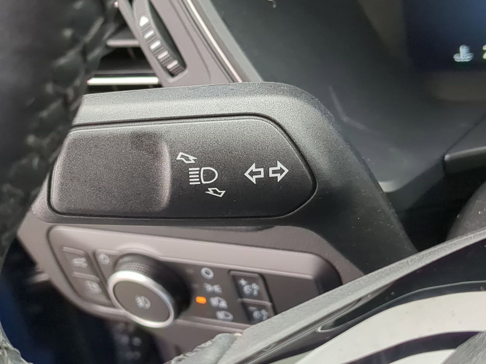 Thumbnail: 2023 Ford Escape - 26