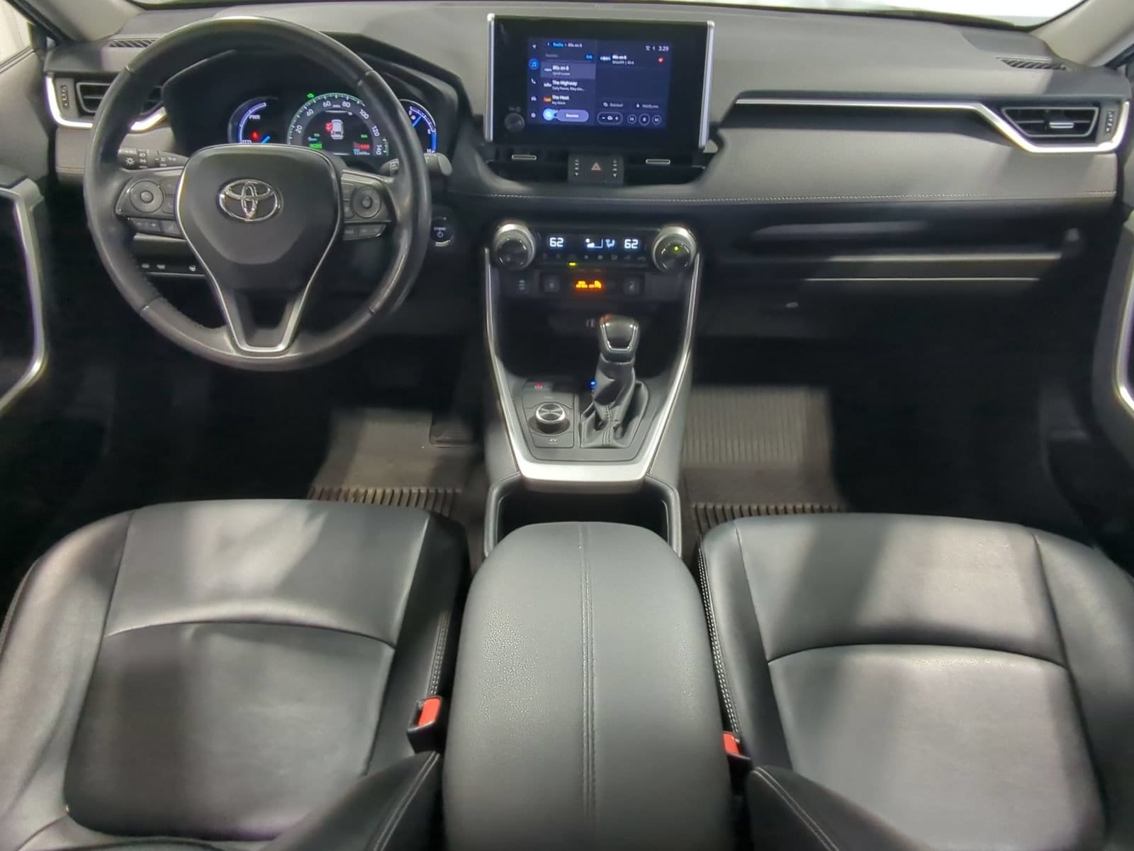 2024 Toyota RAV4 XLE Premium - Photo 15