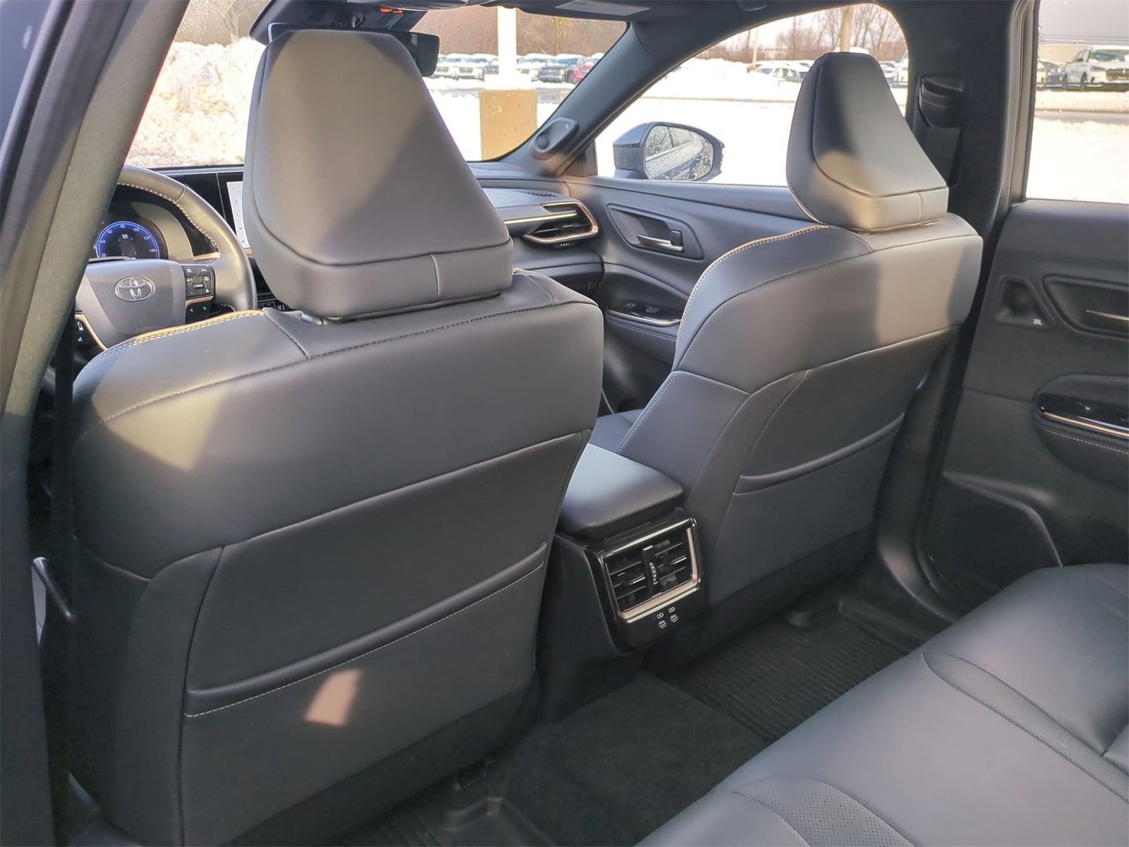 Thumbnail: 2025 Toyota Crown Signia - 17