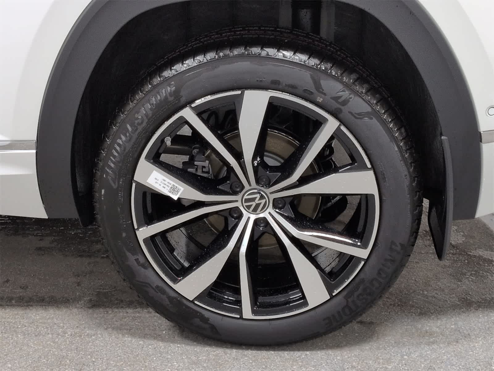 Thumbnail: 2026 Volkswagen Atlas - 14