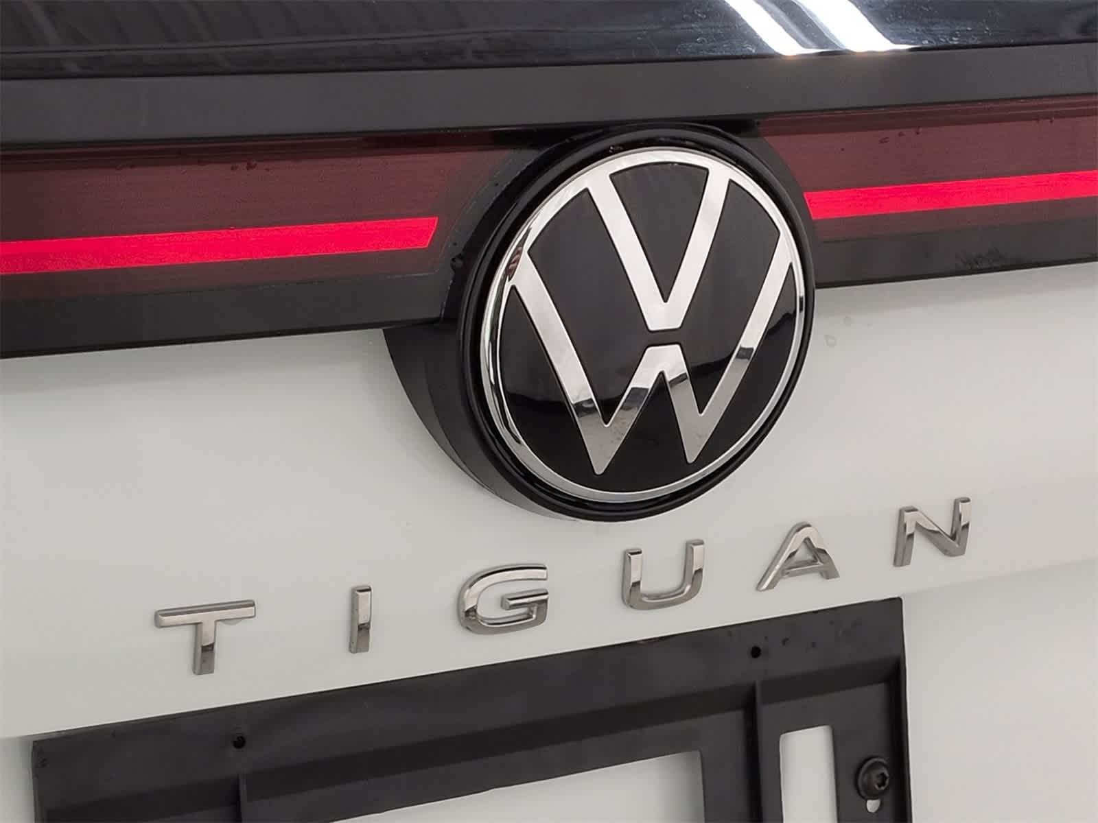 Thumbnail: 2026 Volkswagen Tiguan - 13