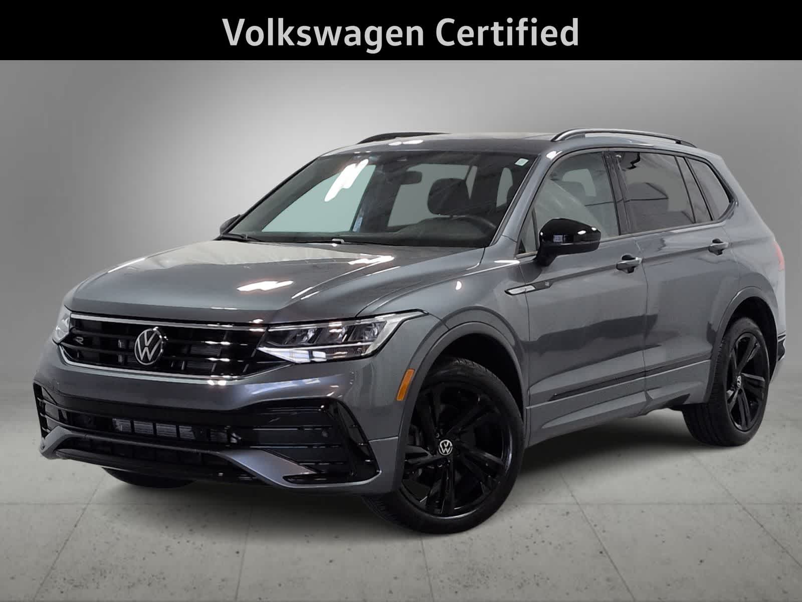 2024 Volkswagen Tiguan 2.0T SE R-Line Black 4Motion's photo