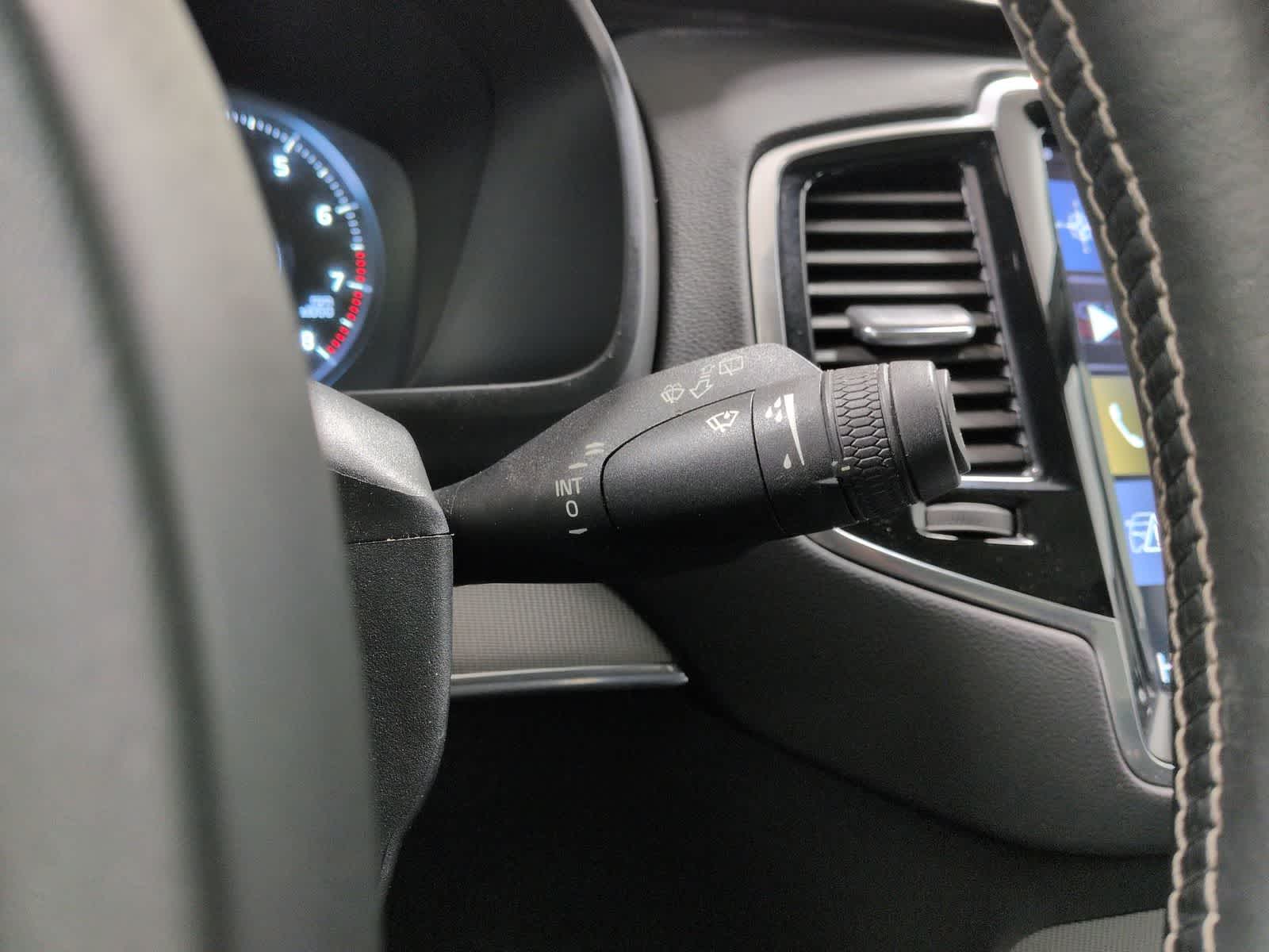Thumbnail: 2019 Volvo XC90 - 28