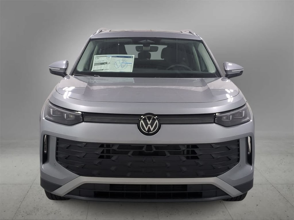 New 2025 Volkswagen Tiguan 2.0T SE SUV