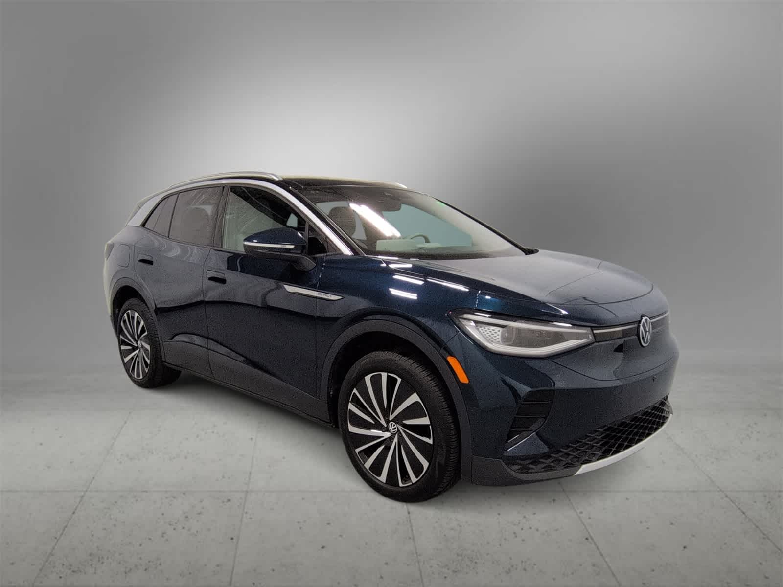 Used 2023 Volkswagen ID.4 PRO S PLUS with VIN 1V2JNPE83PC052789 for sale in Farmington Hills, MI
