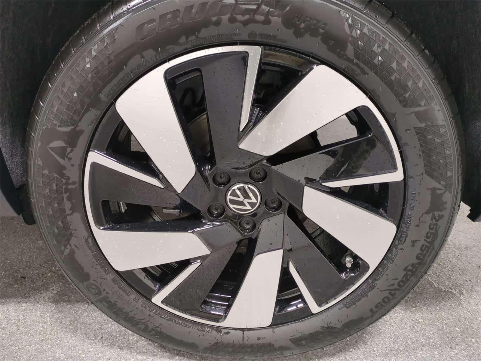 2025 Volkswagen Atlas SEL 14