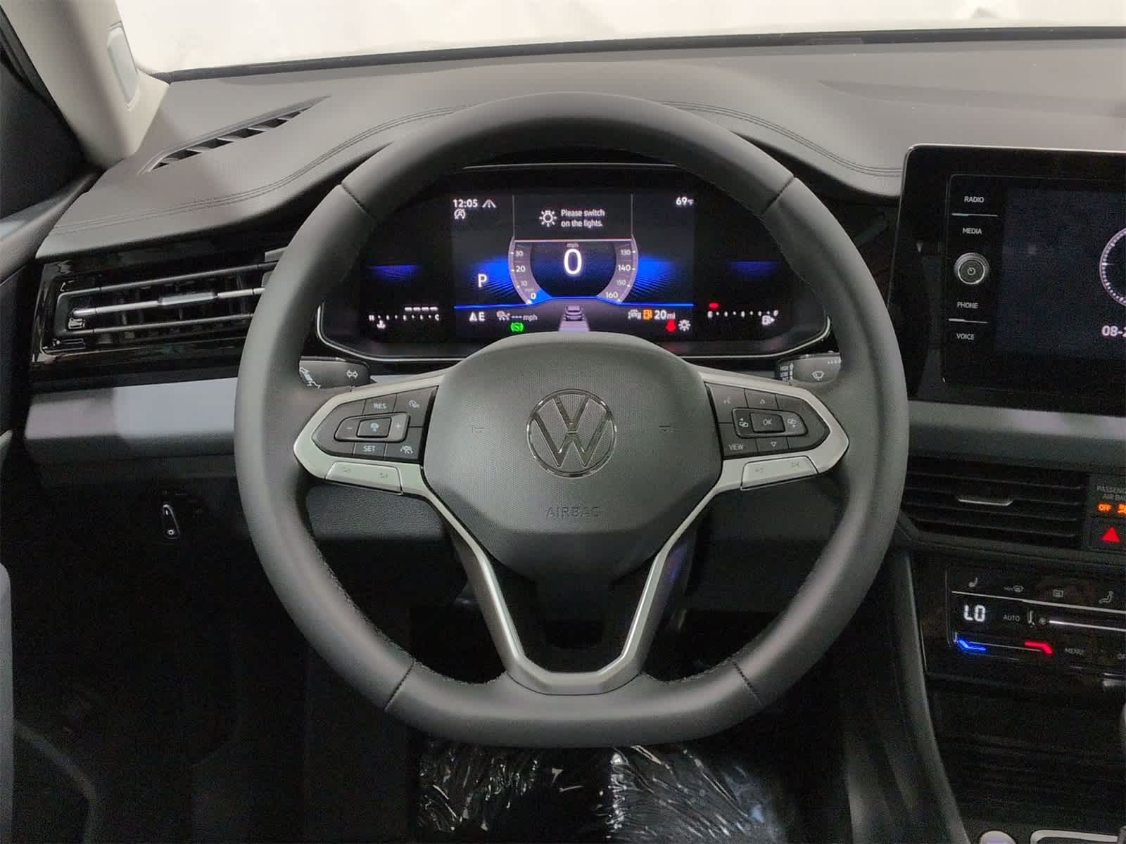 Thumbnail: 2025 Volkswagen Jetta - 25