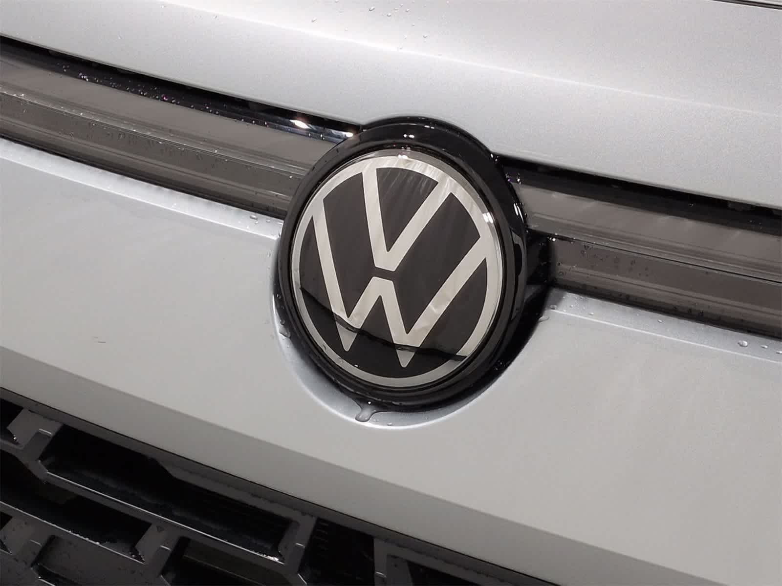 Thumbnail: 2026 Volkswagen Tiguan - 12