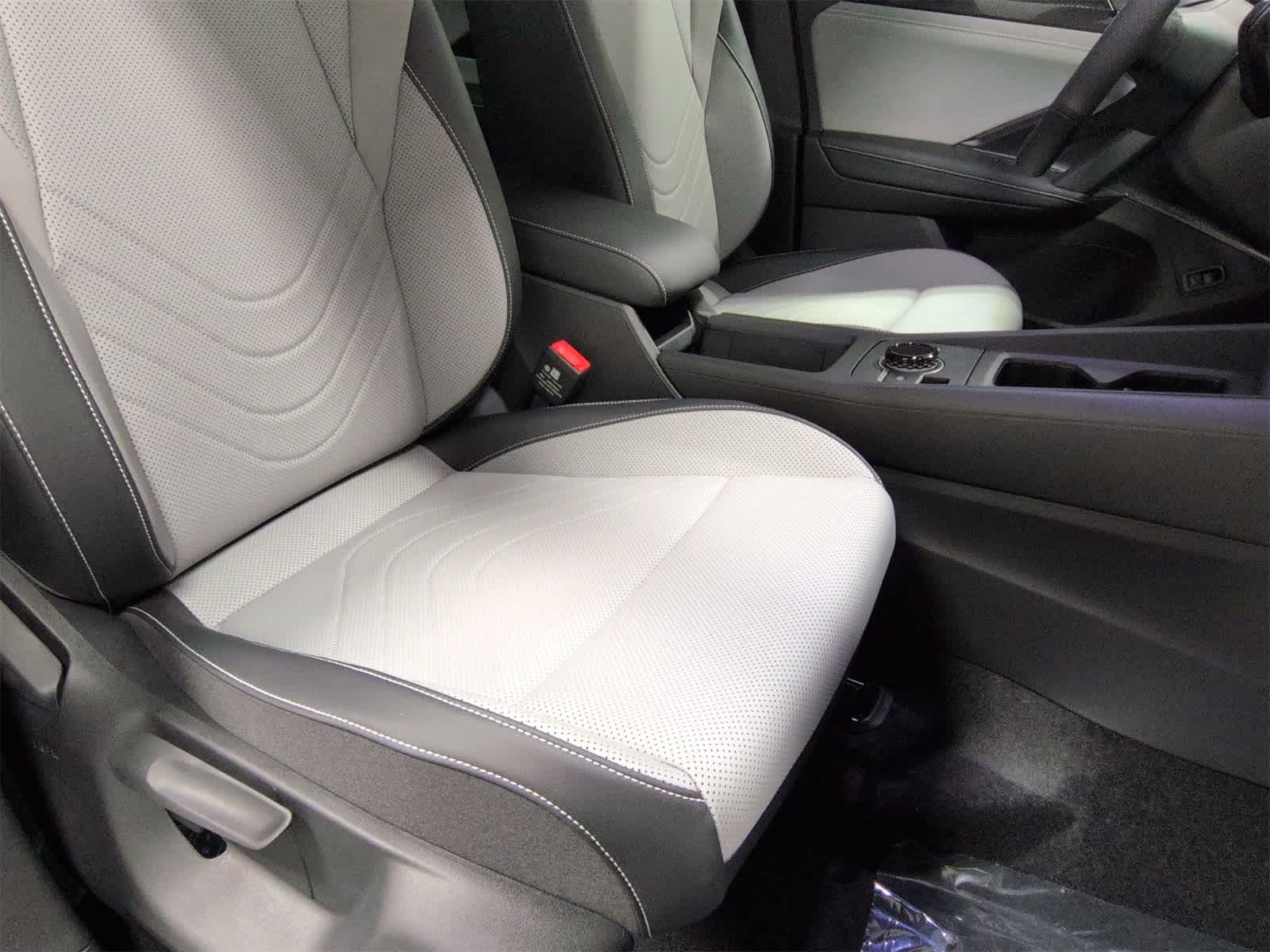 Thumbnail: 2026 Volkswagen Tiguan - 24