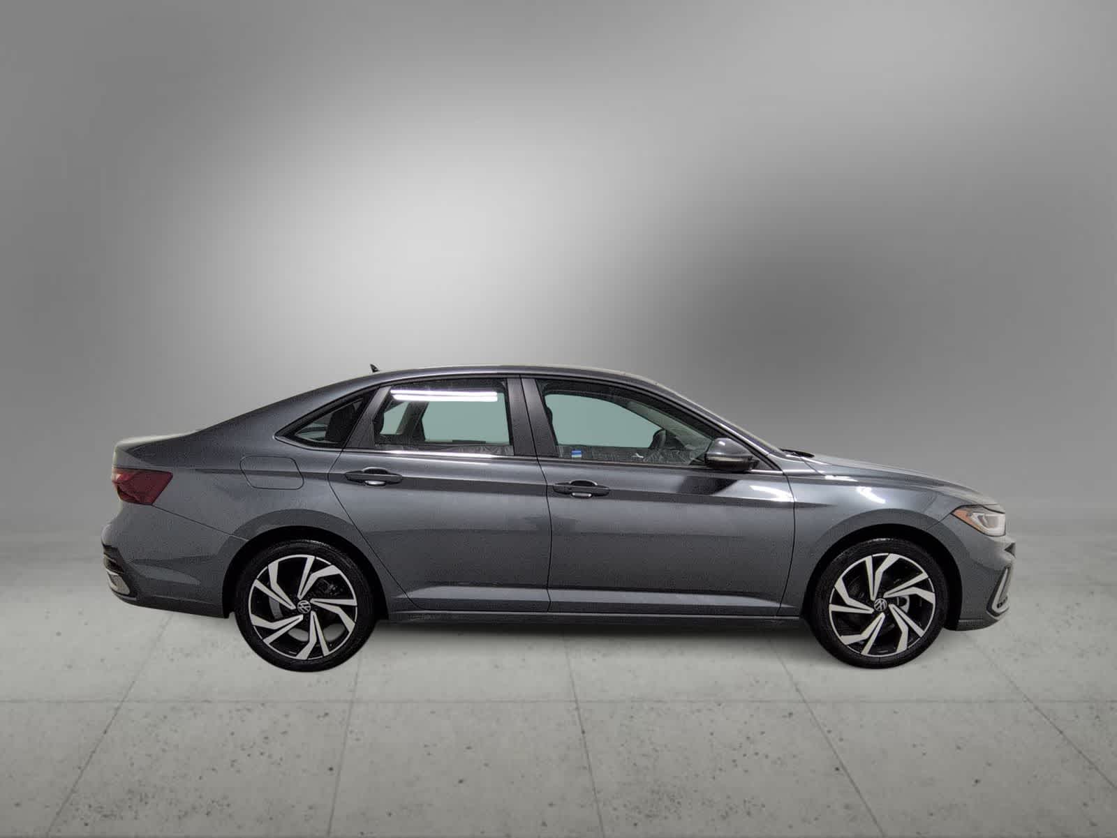 2026 Volkswagen Jetta SEL - Photo 9