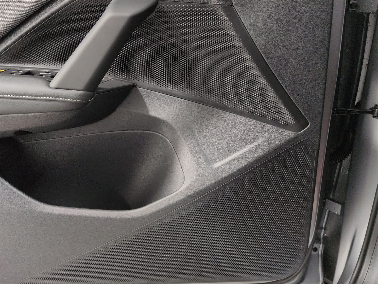 Thumbnail: 2026 Volkswagen Tiguan - 30