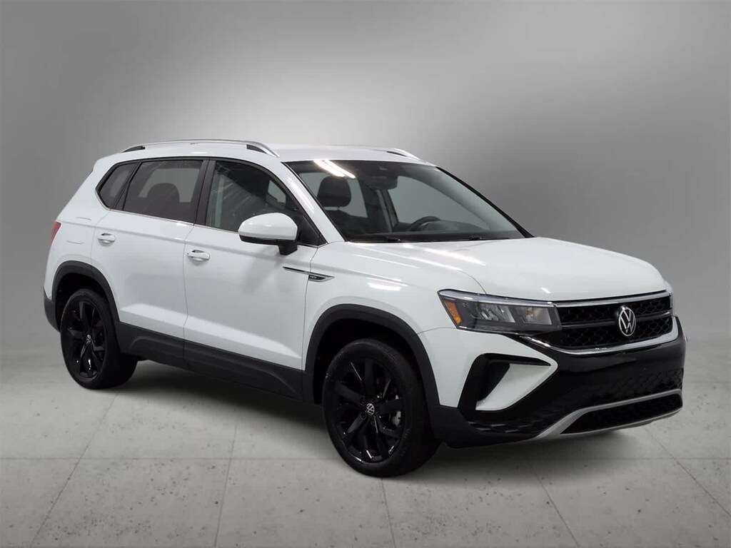 Used 2022 Volkswagen Taos 1.5T SE 4MOTION SUV