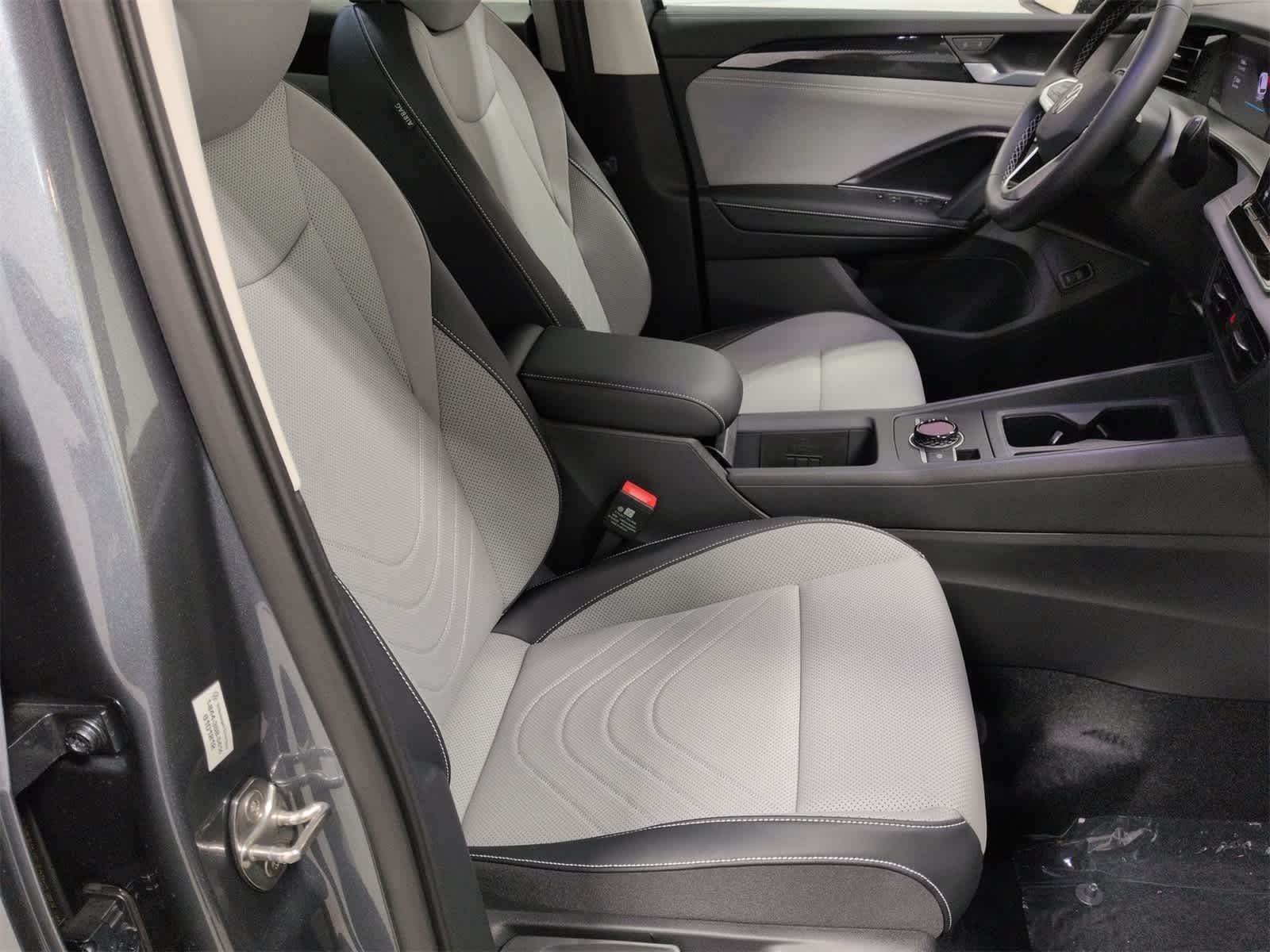 Thumbnail: 2026 Volkswagen Tiguan - 24