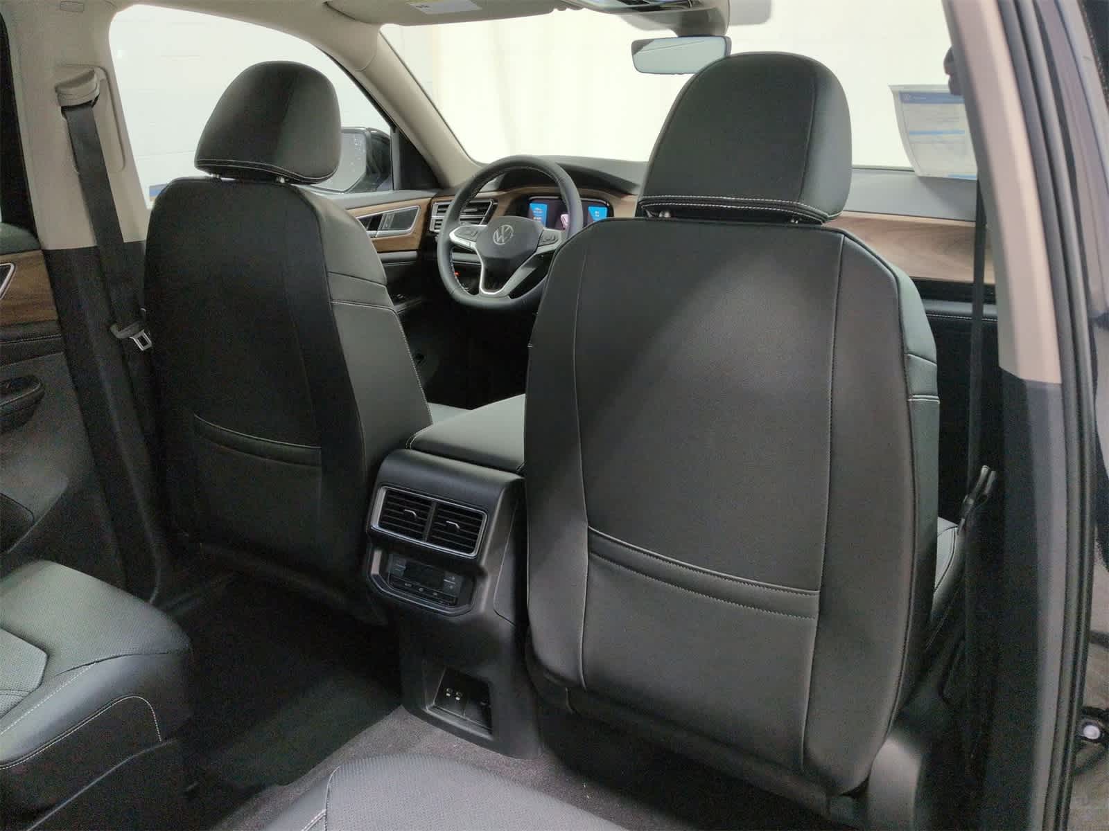 Thumbnail: 2026 Volkswagen Atlas - 19