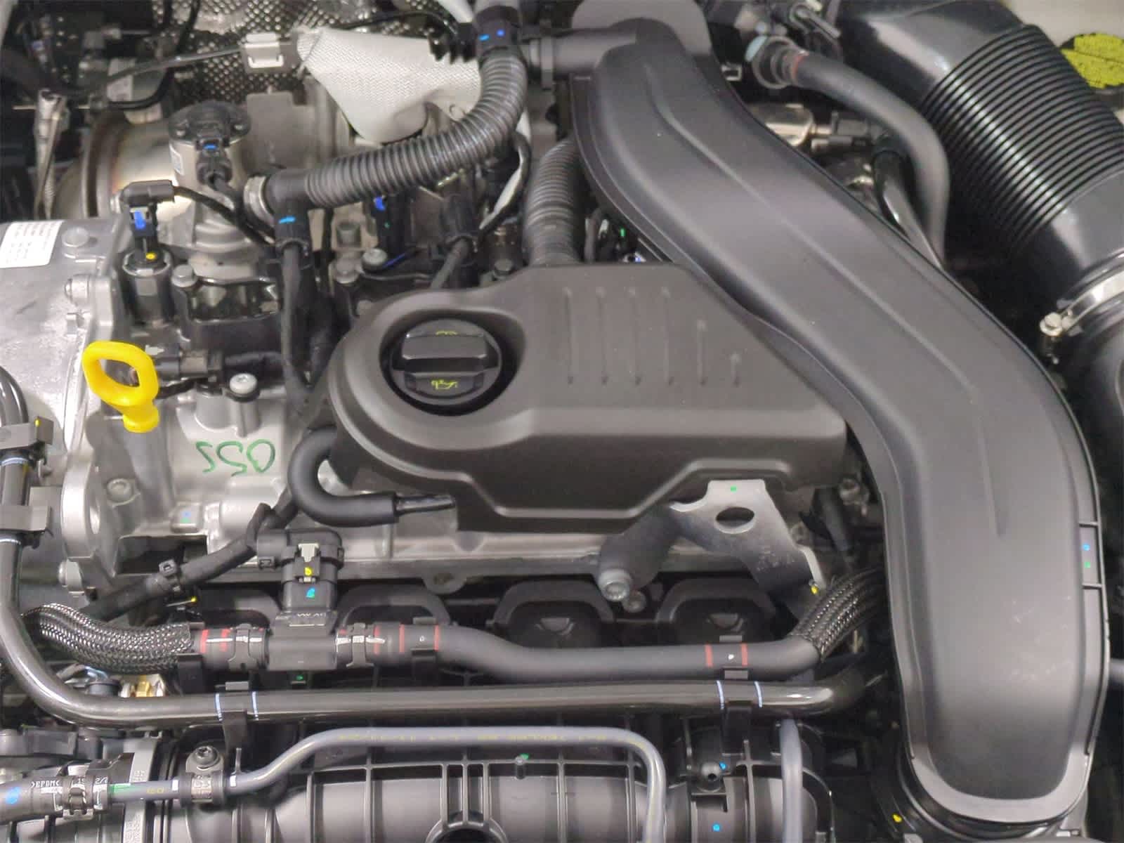 Thumbnail: 2025 Volkswagen Taos - 15