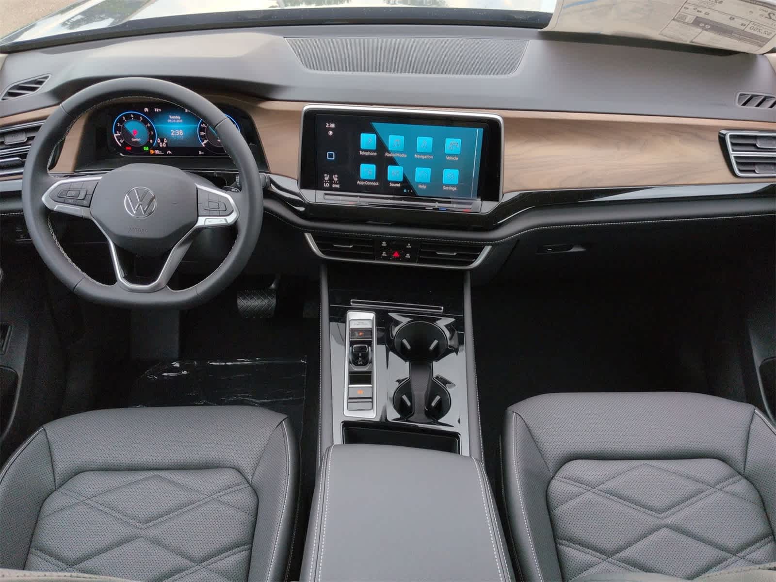 Thumbnail: 2026 Volkswagen Atlas - 15