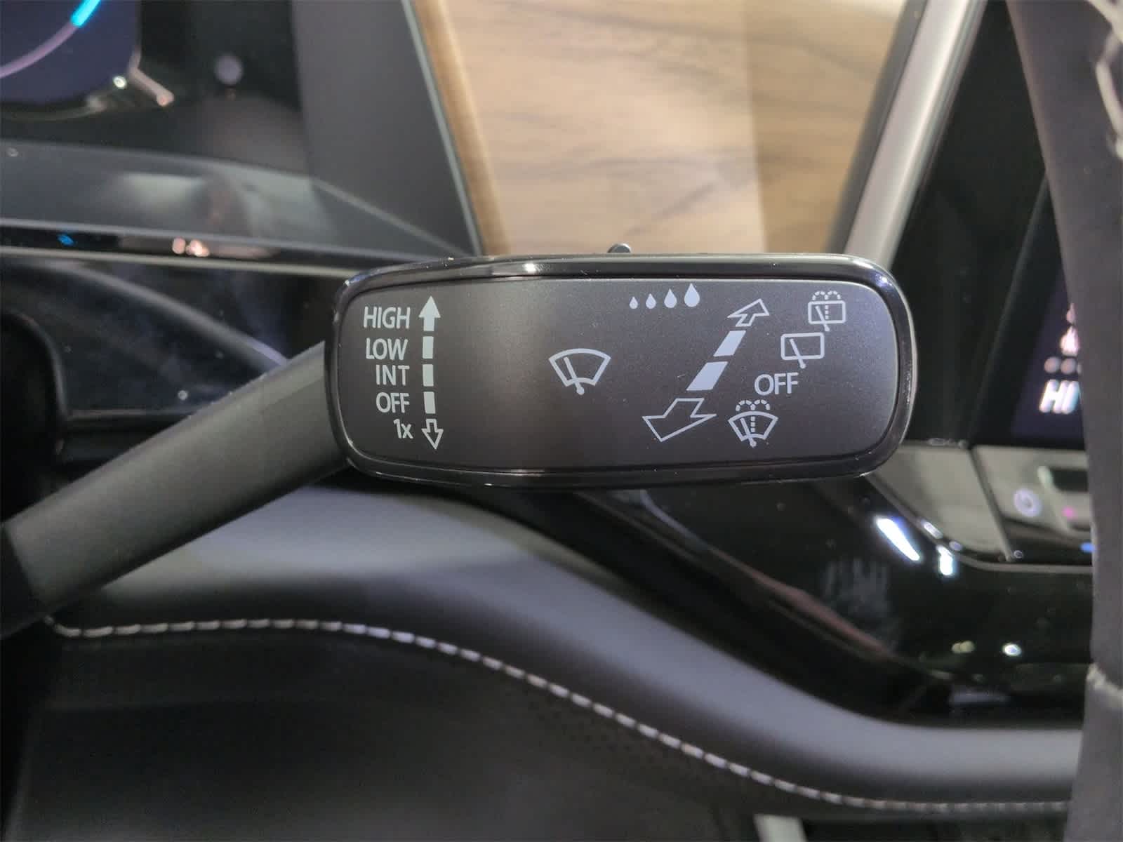 Thumbnail: 2026 Volkswagen Atlas - 28