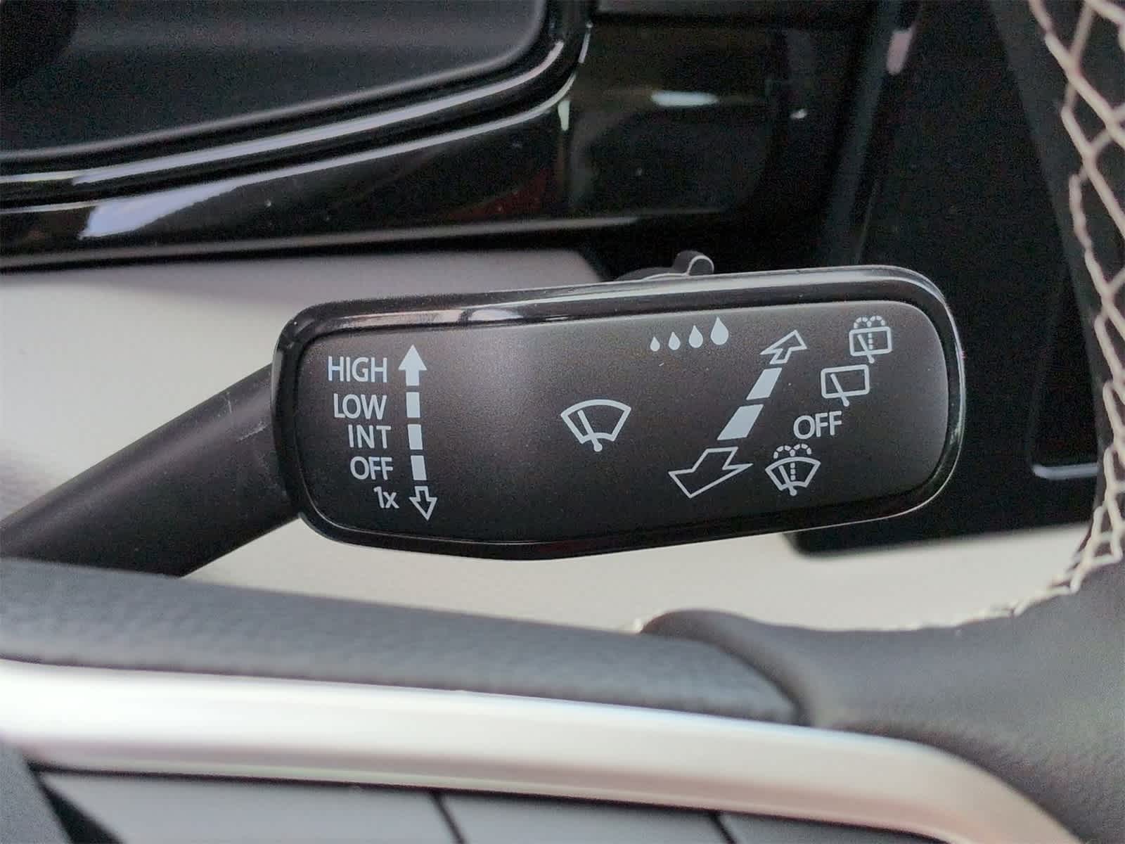 Thumbnail: 2025 Volkswagen Taos - 26