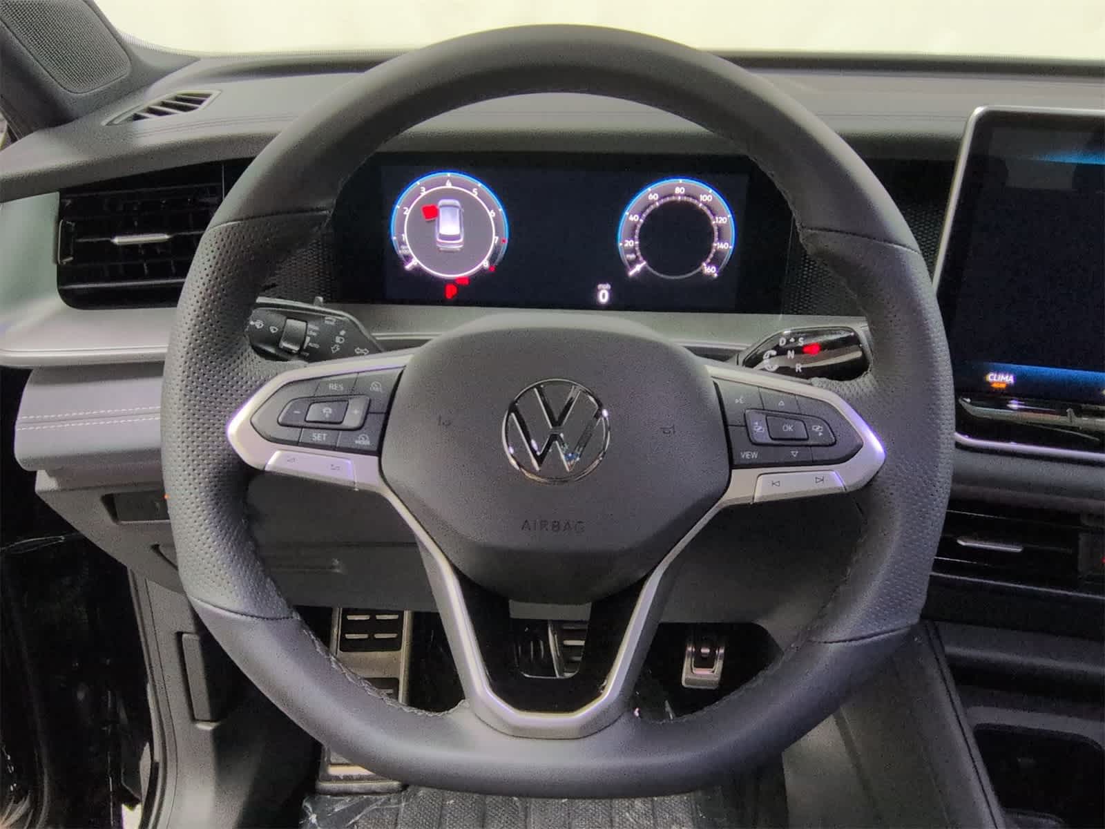 Thumbnail: 2026 Volkswagen Tiguan - 25